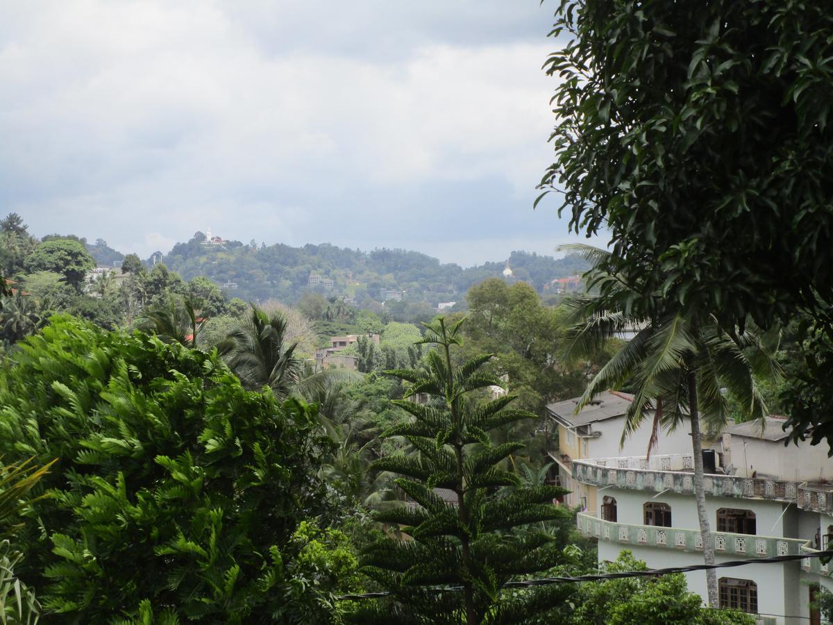 Cloud Inn Kandy Homestay Kültér fotó